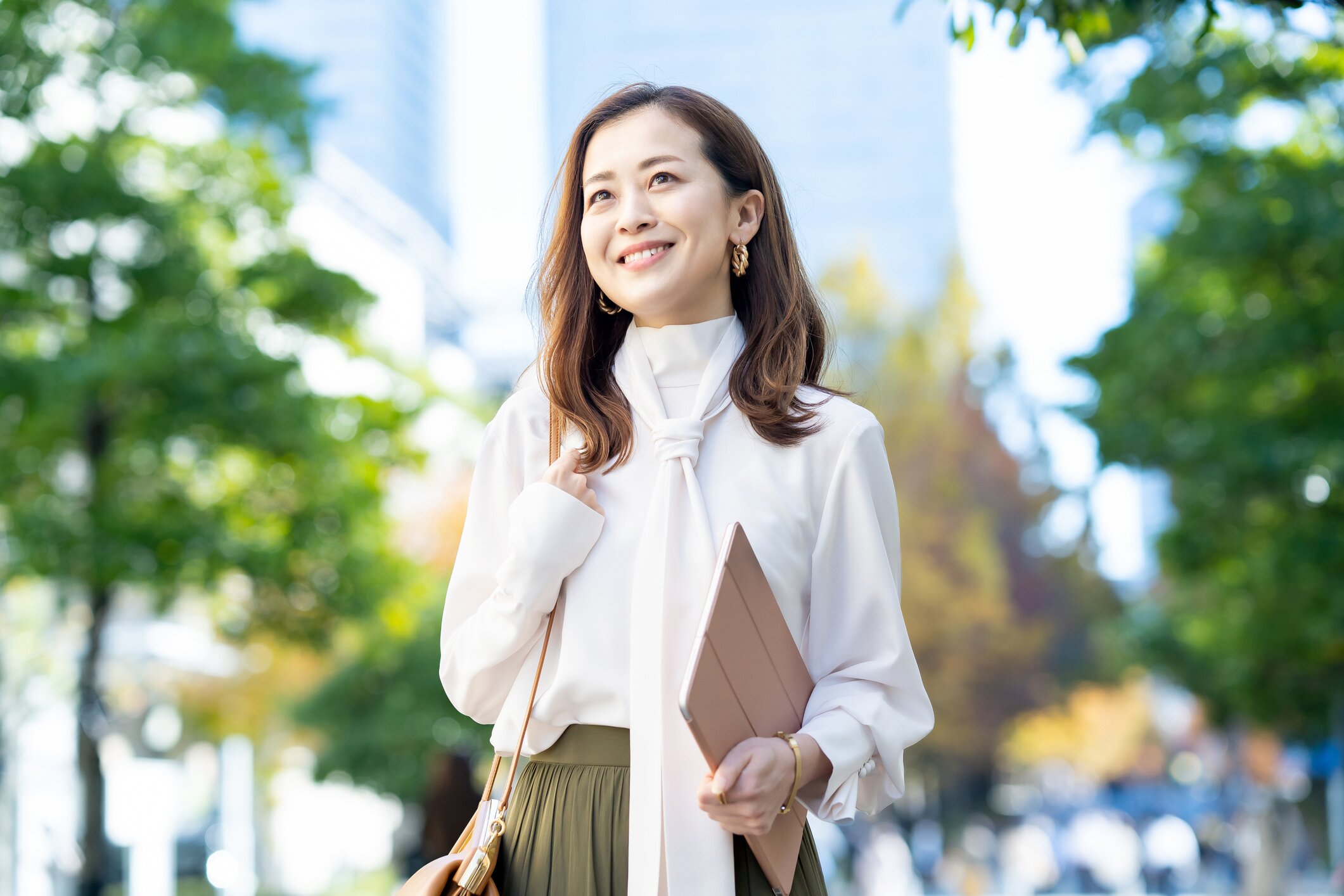 Beverly Hills sedation dentistry patient model with brown hair